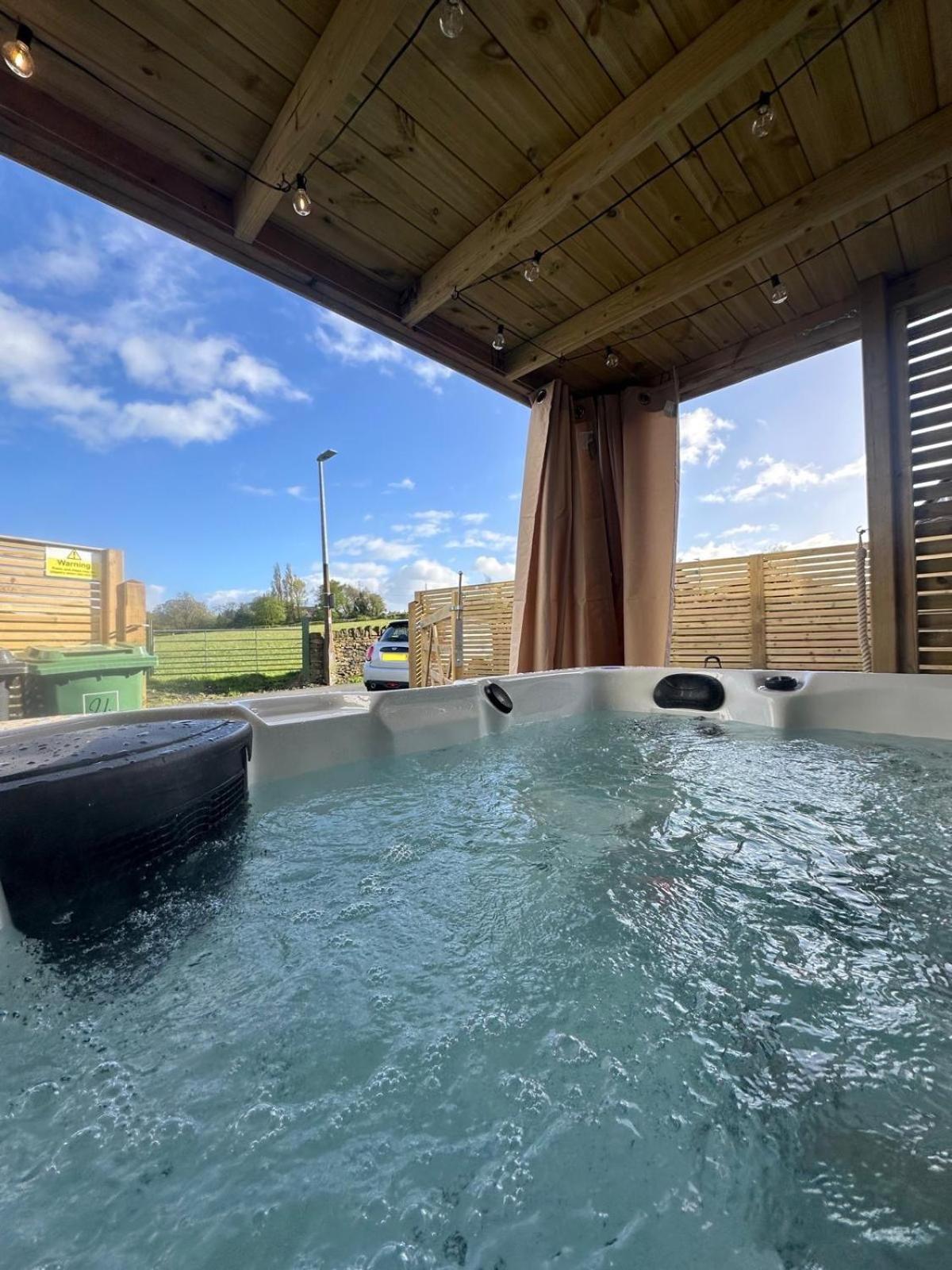 Spa Garden Cottage - Upper Hopton Mirfield Dış mekan fotoğraf